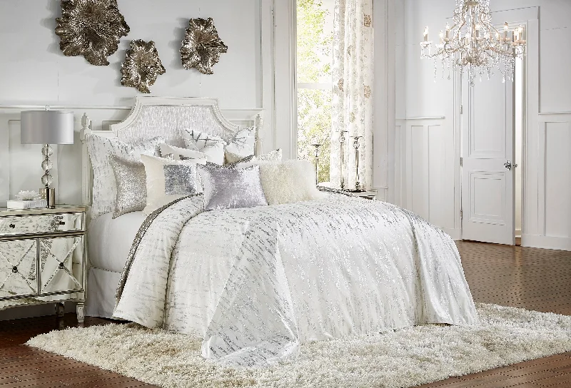 Zilar White Velvet Duvet