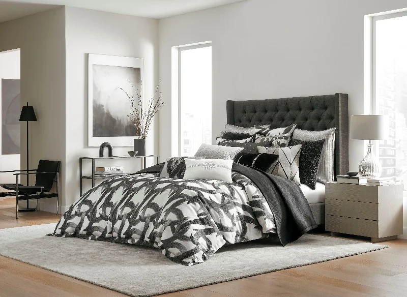 Ziya Black Brushstroke Duvet